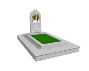 003 Світло-сірий жіночий пам'ятник в европейському стилі