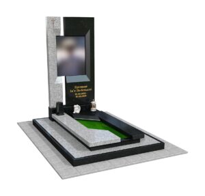 001 Пам'ятник з двох частин і фотосклом для сина